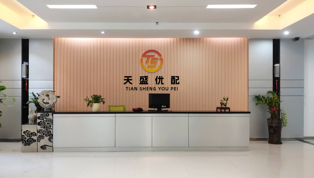 人人顺配资 食韵厨房：地摊风味干炸蘑菇详细配方比例及做法教程一、食材准备1. 蘑菇选择及处理◦ 食材：杏鲍菇、海鲜菇、香菇，总重1569克（初始每种250克，泡水后增重，其中香菇初始758克）。◦ 处理：蘑...